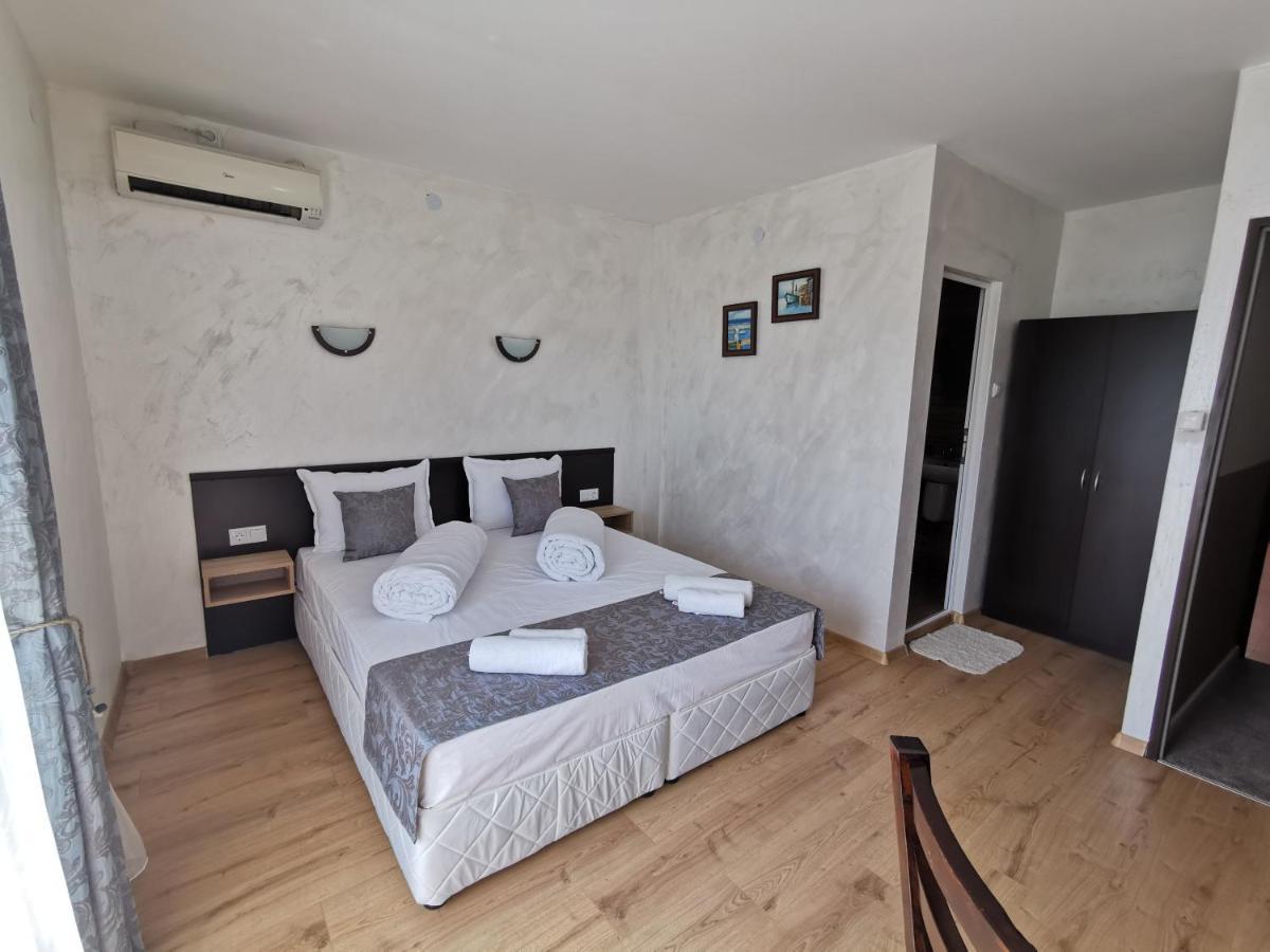 Hotel Swiss Shumen Exterior foto