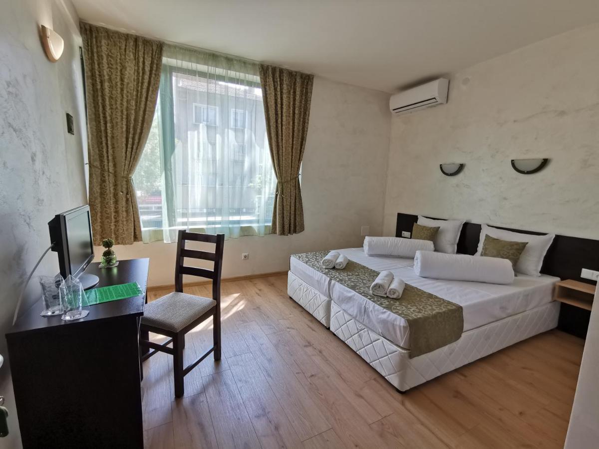 Hotel Swiss Shumen Exterior foto